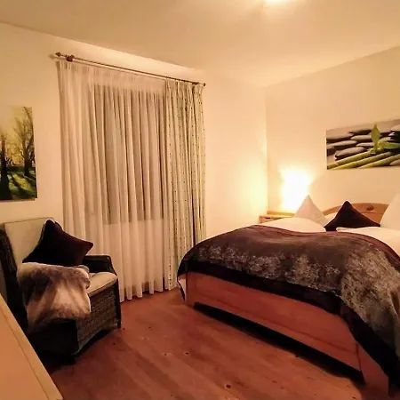 Berg-weiler-obereggerhof Farm stay *